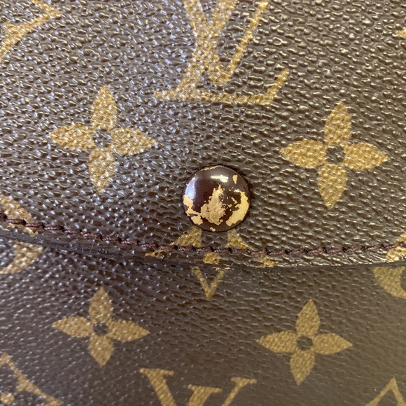 225 Pre Owned Authentic Vintage Louis Vuitton Monogram Crossbody Bag - Picture 4 of 15